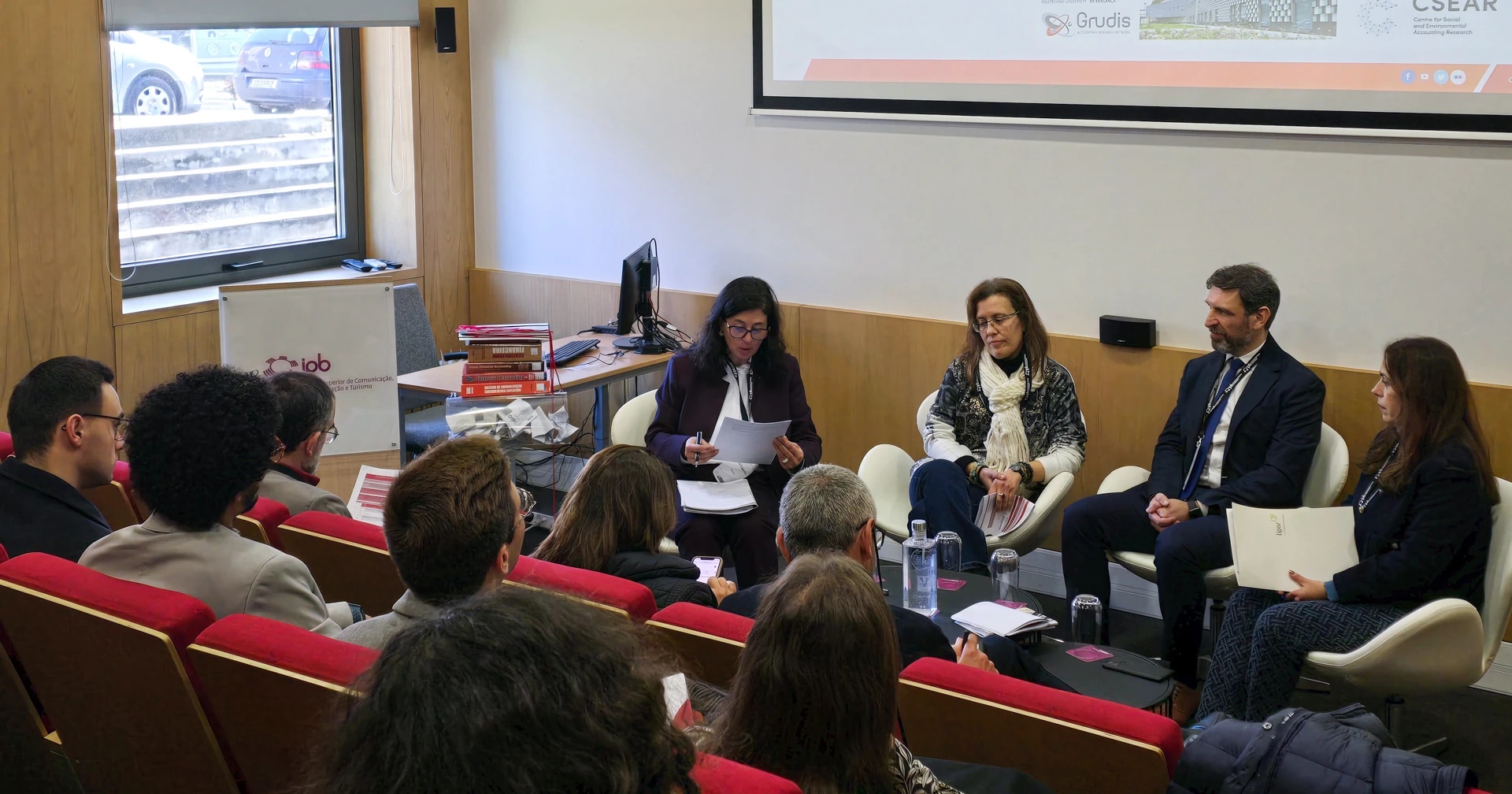 10th GECAMB/P-CSEAR & XXIV Grudis Conference and Doctoral Colloquium: um marco na investigação em contabilidade